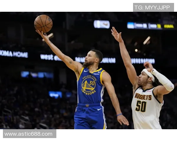 勇士与掘金激战正酣 谁将掌控西部季后赛的关键战局